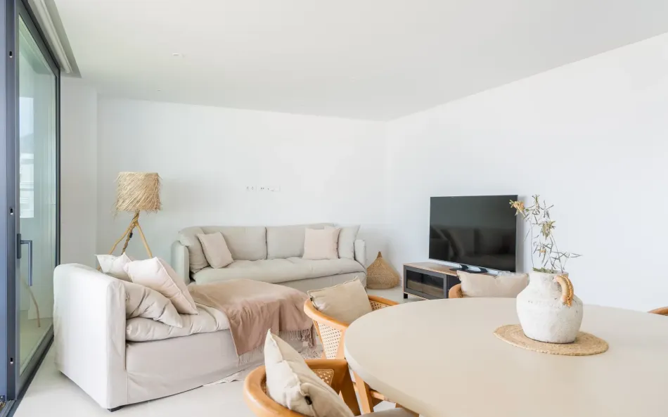 Modern 3-Bedroom Apartment with Sea Views – Higuerón West, Fuengirola